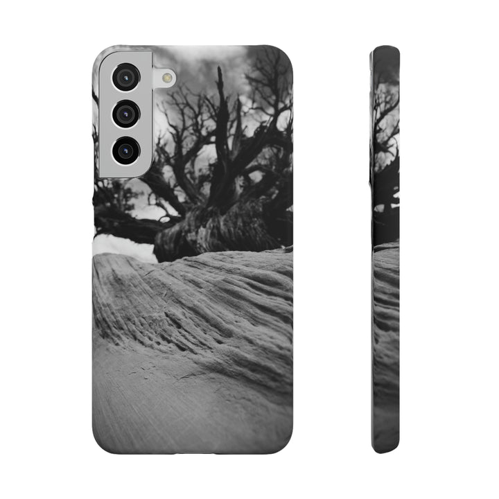 Desert Reach in Black and White - Phone Case