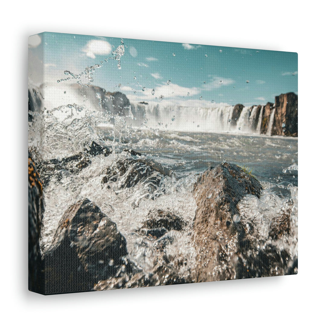 Goðafoss Splash - Canvas