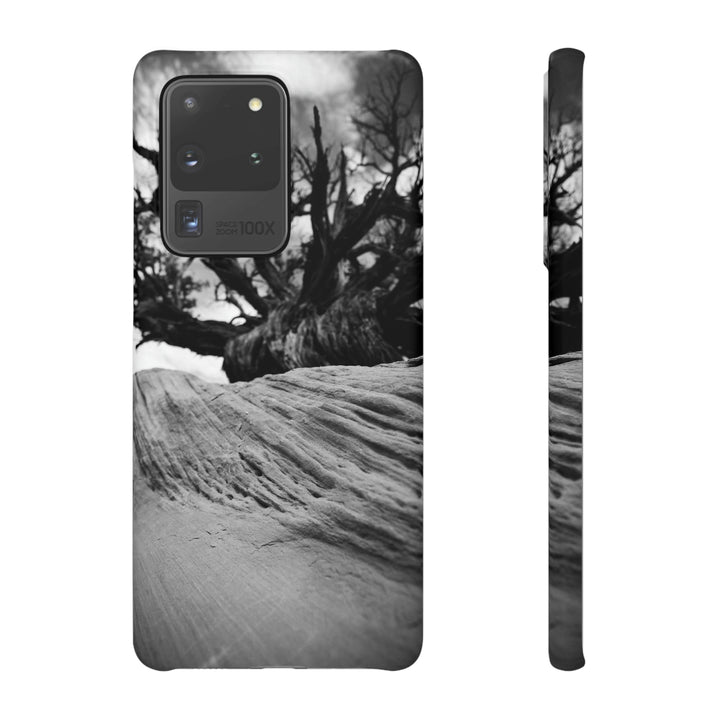 Desert Reach in Black and White - Phone Case