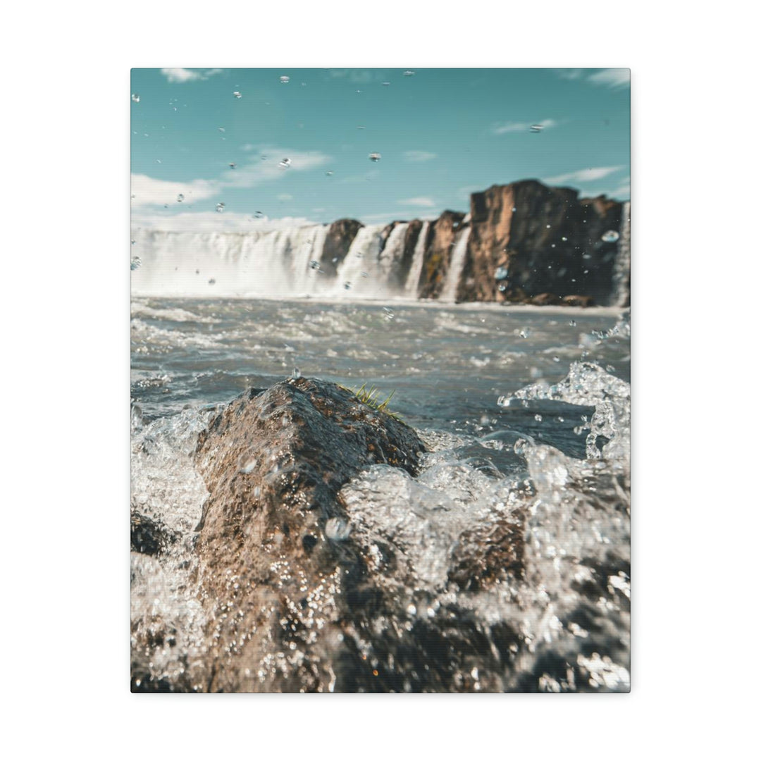 Goðafoss Splash - Canvas