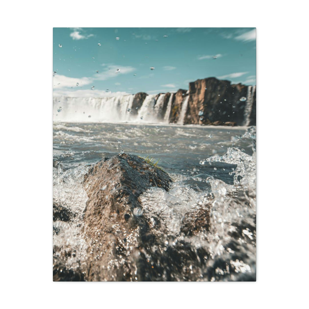 Goðafoss Splash - Canvas