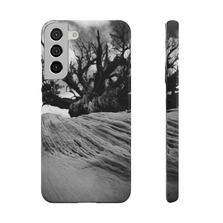 Desert Reach in Black and White - Phone Case