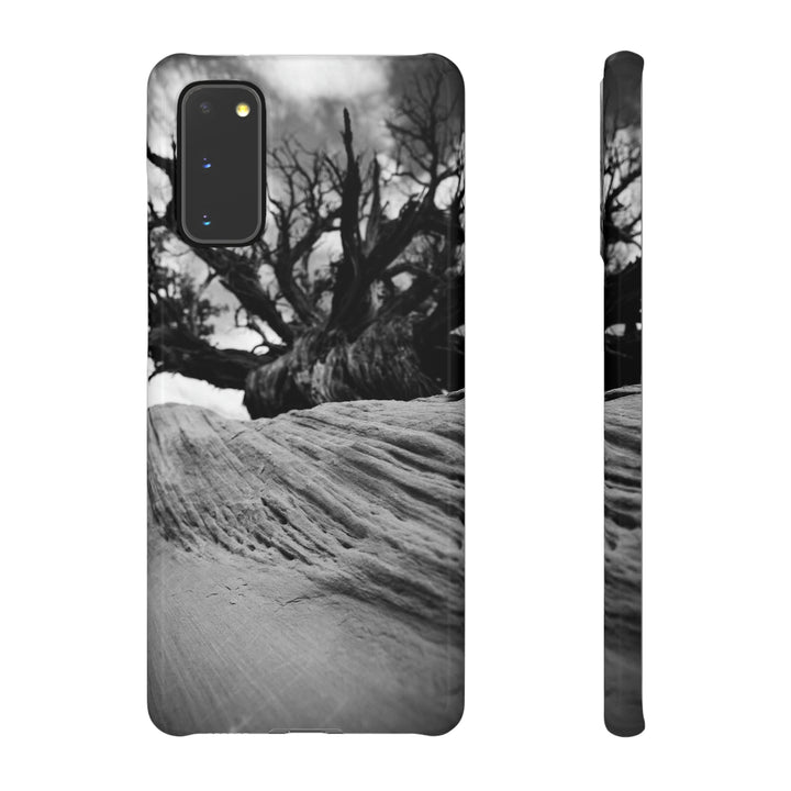 Desert Reach in Black and White - Phone Case