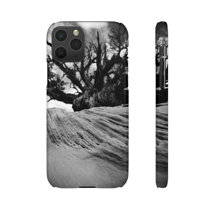 Desert Reach in Black and White - Phone Case