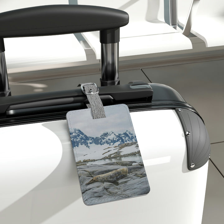 Weddell Relaxing - Luggage Tag - Visiting This World